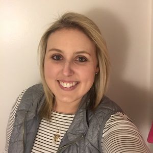 Meet your Posher, Lauren